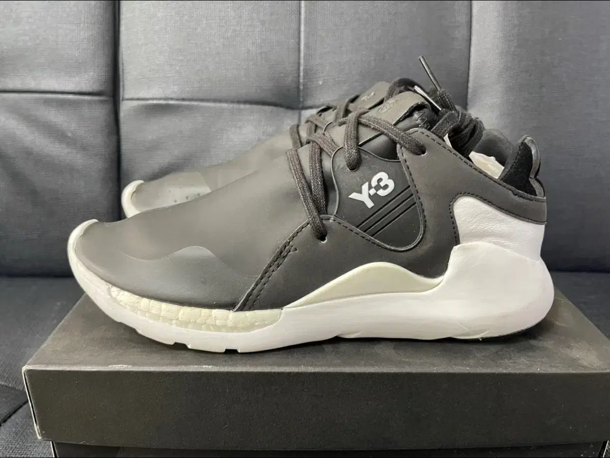 Y-3 요지야마모토 RUN Y3 240